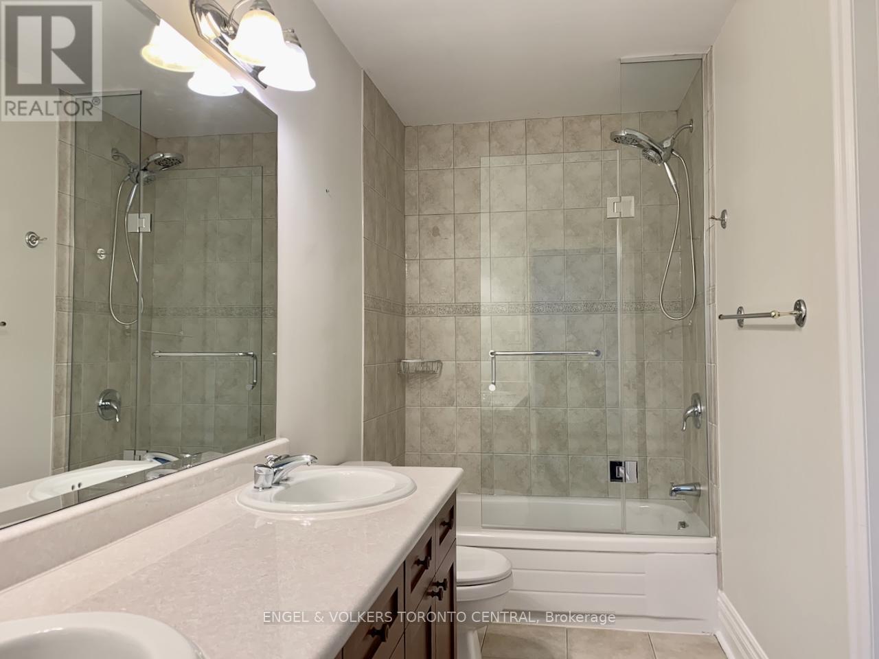 224 Randolph Road, Toronto, Ontario  M4G 3S7 - Photo 21 - C12543542