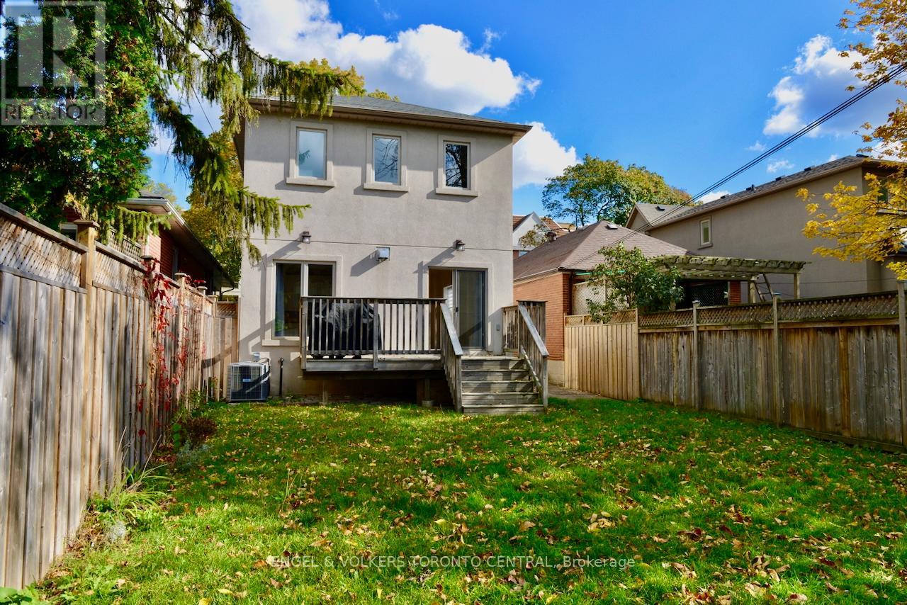224 Randolph Road, Toronto, Ontario  M4G 3S7 - Photo 34 - C12543542