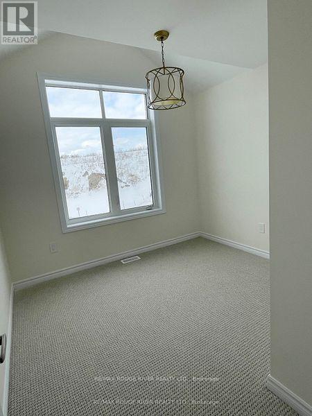 677 Ribstone Court, Oshawa, Ontario  L1K 3G7 - Photo 10 - E12543580