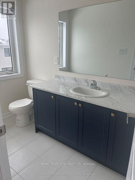 677 Ribstone Court, Oshawa, Ontario  L1K 3G7 - Photo 7 - E12543580