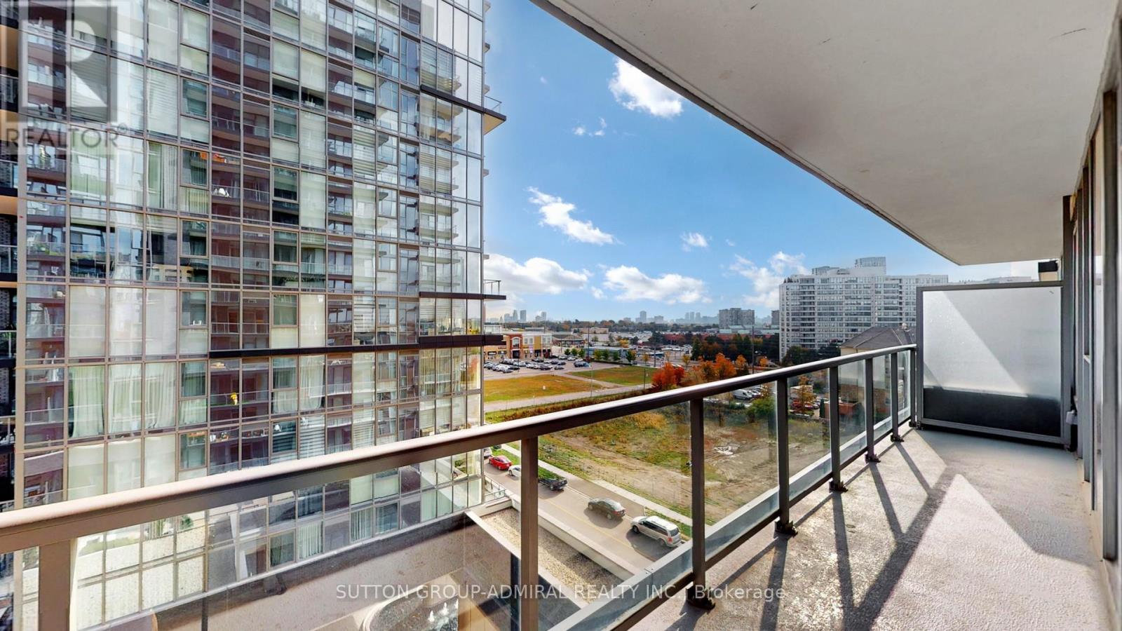 716 - 10 Gatineau Drive, Vaughan, Ontario  L4J 0L2 - Photo 14 - N12482250