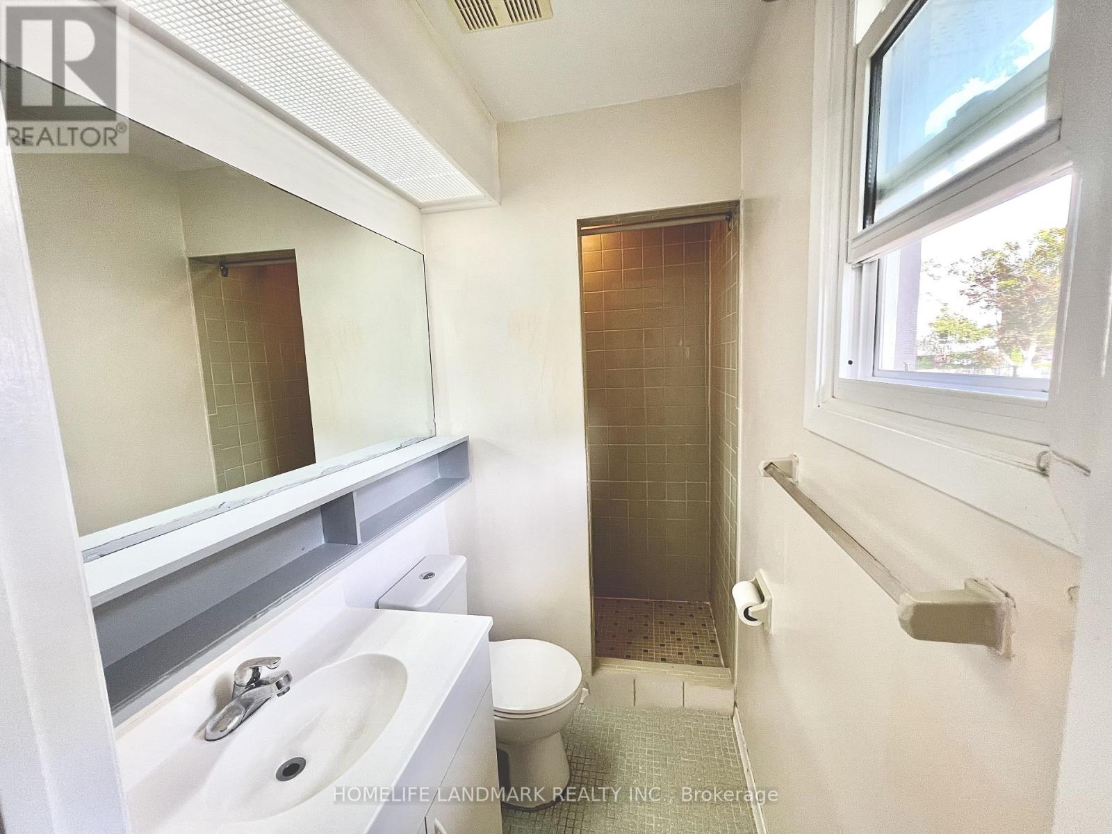 5 Chant Crescent, Markham, Ontario L3R 1Y7 - Photo 18 - N12539460