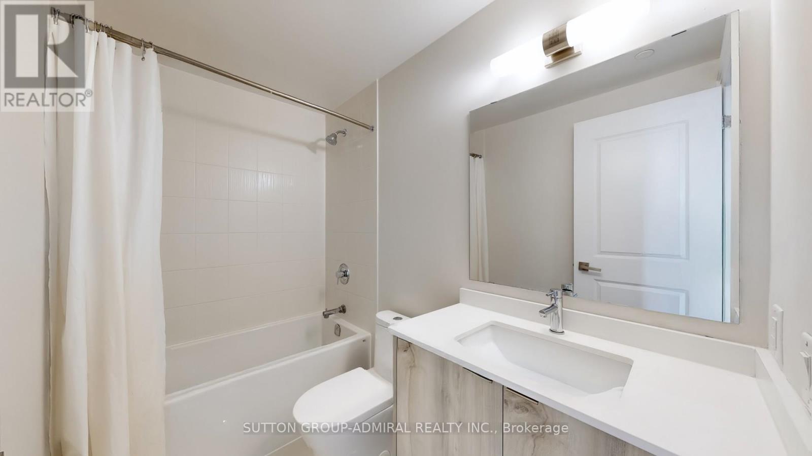 716 - 10 Gatineau Drive, Vaughan, Ontario  L4J 0L2 - Photo 9 - N12482250