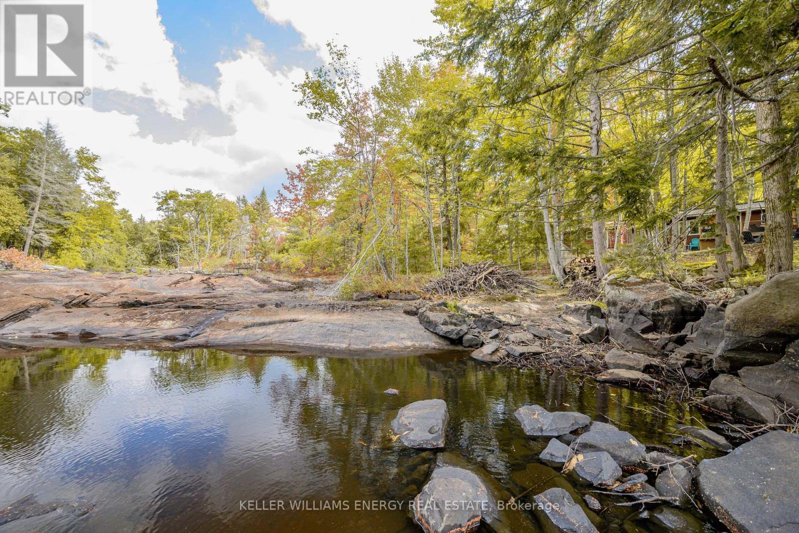 260 Edwina Drive, Trent Lakes, Ontario  K0M 1A0 - Photo 32 - X12388461