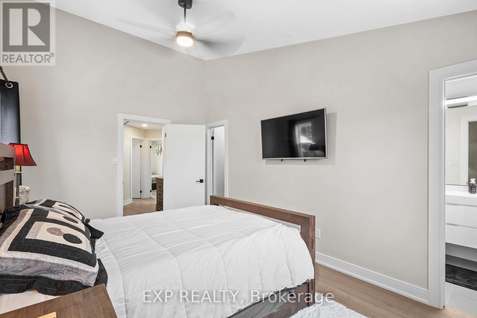 24 - 529 Winkworth Court, Newmarket, Ontario  L3Y 8R2 - Photo 16 - N12543570