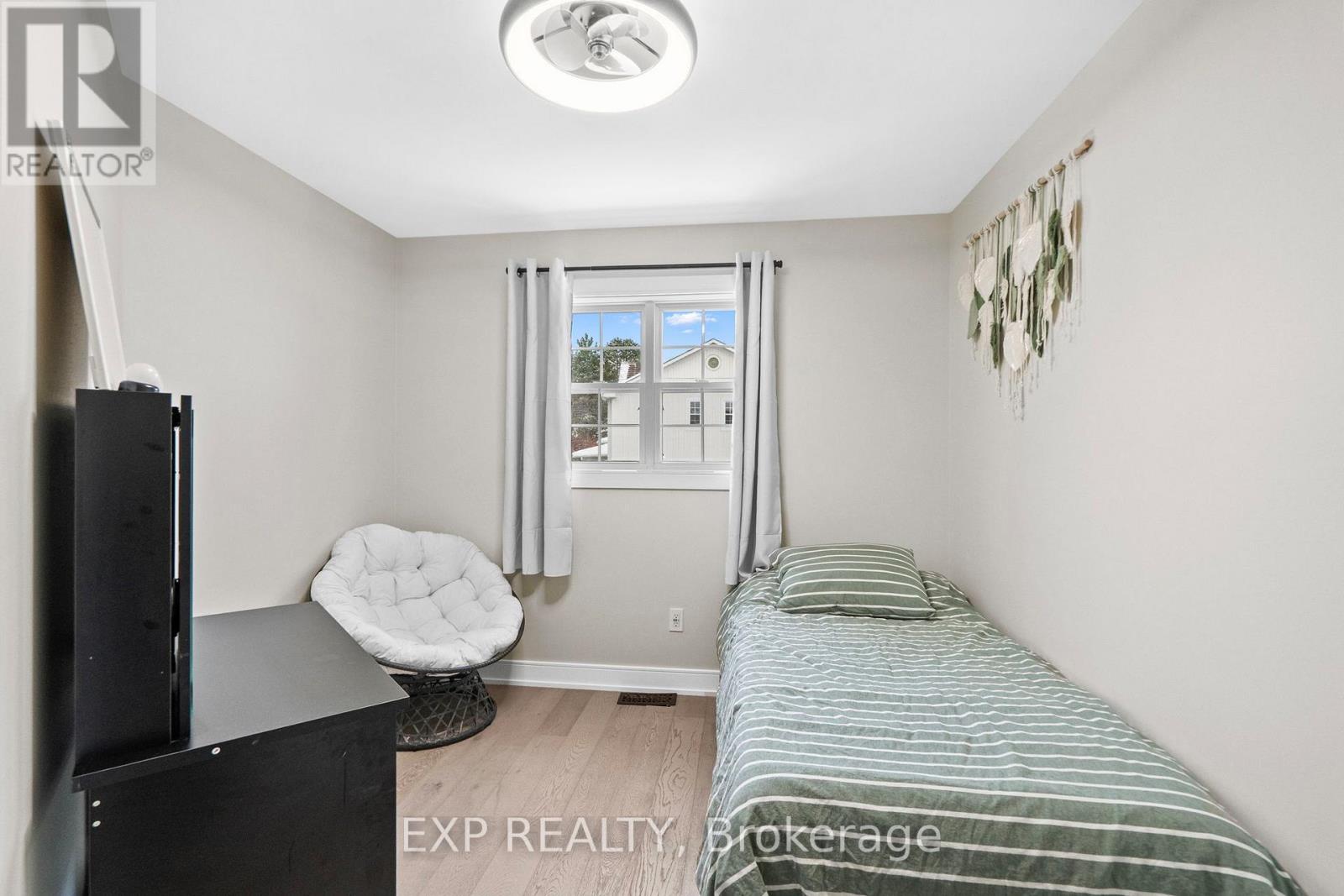 24 - 529 Winkworth Court, Newmarket, Ontario  L3Y 8R2 - Photo 22 - N12543570