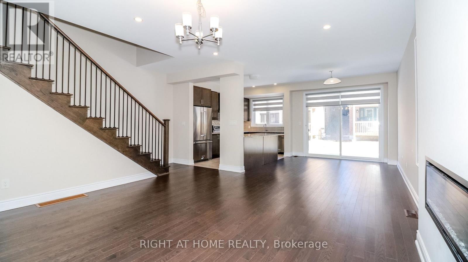 17 Periwinkle Road, Springwater, Ontario L9X 2C8 - Photo 17 - S12543578