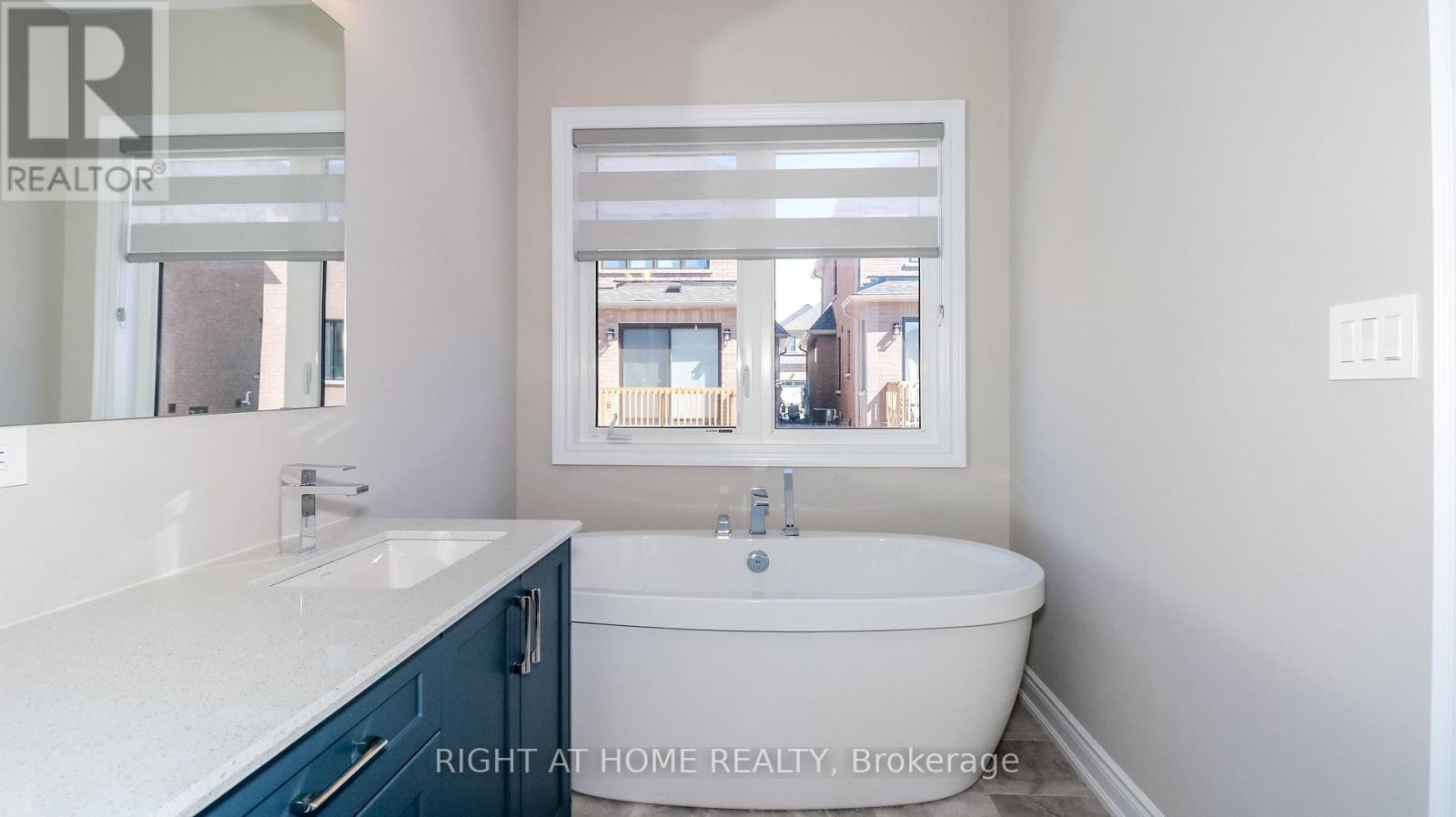 17 Periwinkle Road, Springwater, Ontario L9X 2C8 - Photo 22 - S12543578