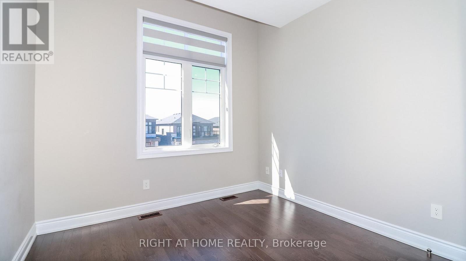 17 Periwinkle Road, Springwater, Ontario L9X 2C8 - Photo 26 - S12543578