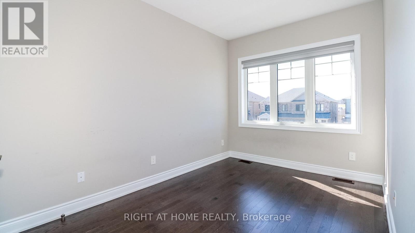 17 Periwinkle Road, Springwater, Ontario L9X 2C8 - Photo 28 - S12543578