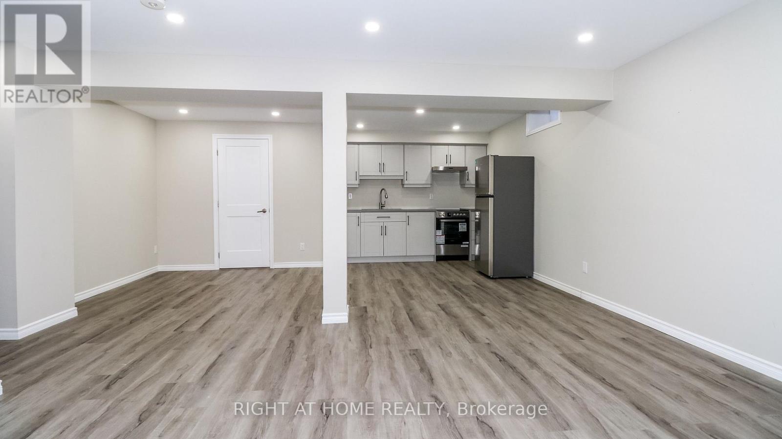 17 Periwinkle Road, Springwater, Ontario L9X 2C8 - Photo 35 - S12543578