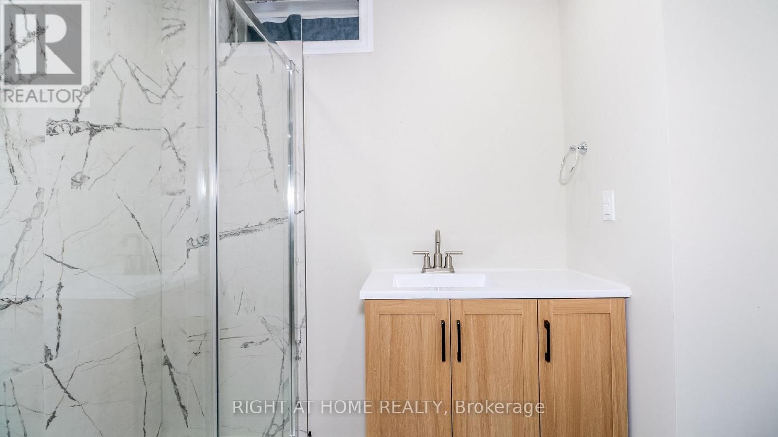 17 Periwinkle Road, Springwater, Ontario L9X 2C8 - Photo 37 - S12543578