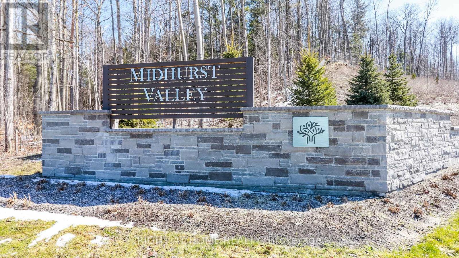 17 Periwinkle Road, Springwater, Ontario L9X 2C8 - Photo 40 - S12543578