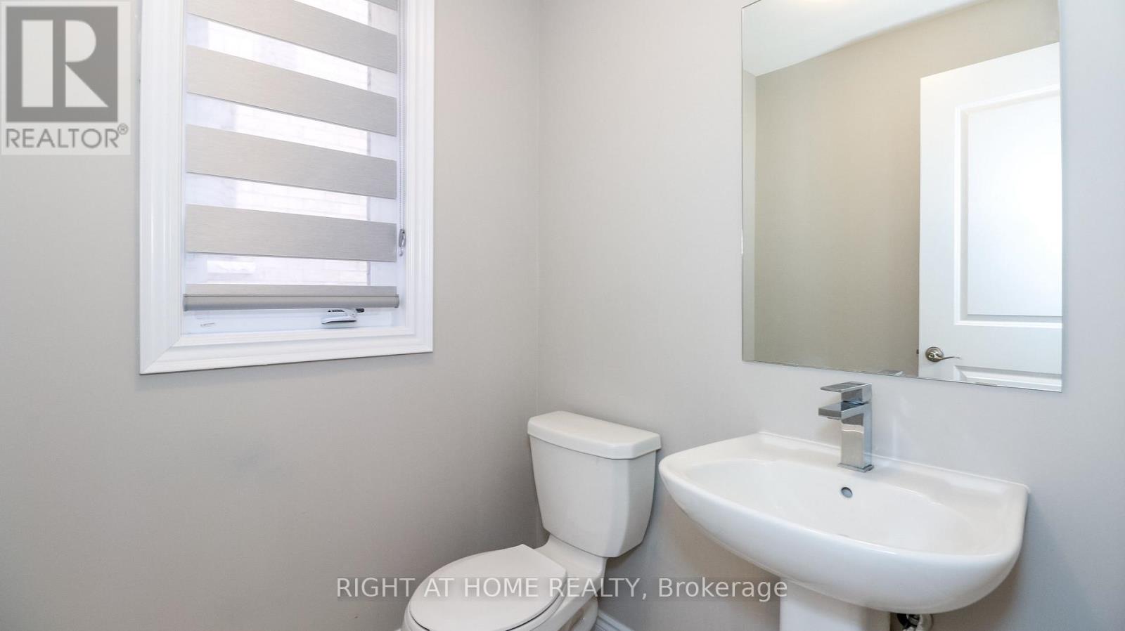 17 Periwinkle Road, Springwater, Ontario L9X 2C8 - Photo 6 - S12543578