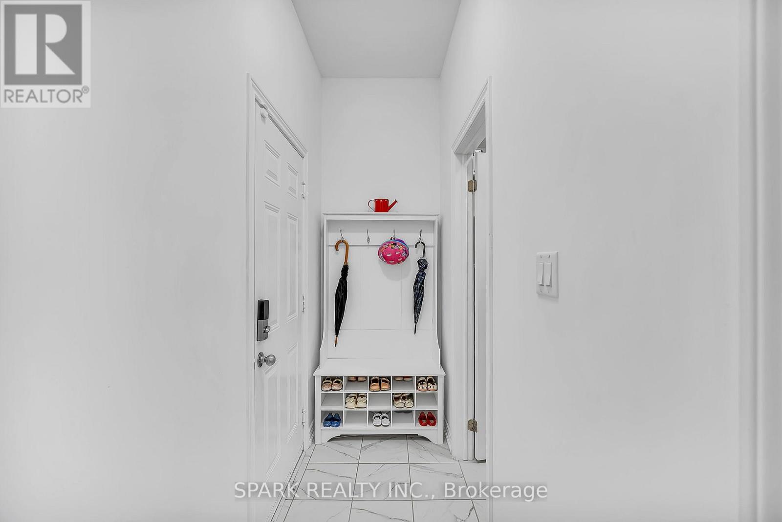 5 Boathouse Road, Brampton, Ontario L7A 5B4 - Photo 15 - W12543546