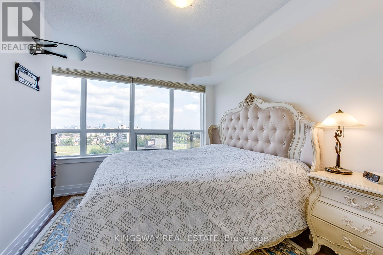 905 - 1060 Sheppard Avenue W, Toronto, Ontario  M3J 0G7 - Photo 22 - W12543564