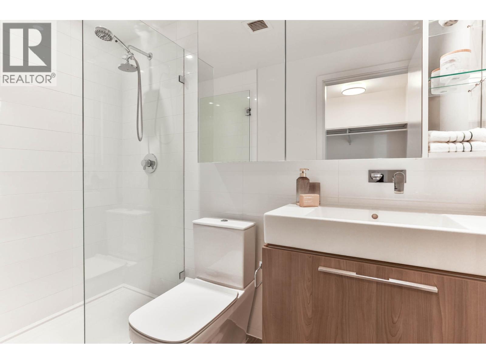 5006 1955 Alpha Way, Burnaby, British Columbia  V5C 0K6 - Photo 11 - R3066286