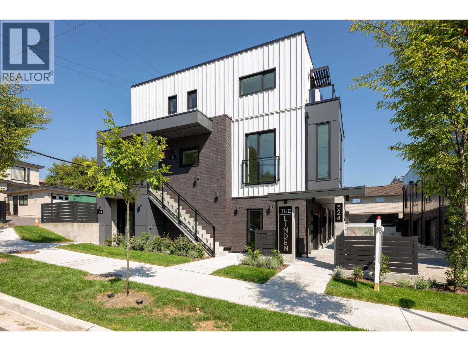 TH6 610 E 3RD STREET, North Vancouver, British Columbia