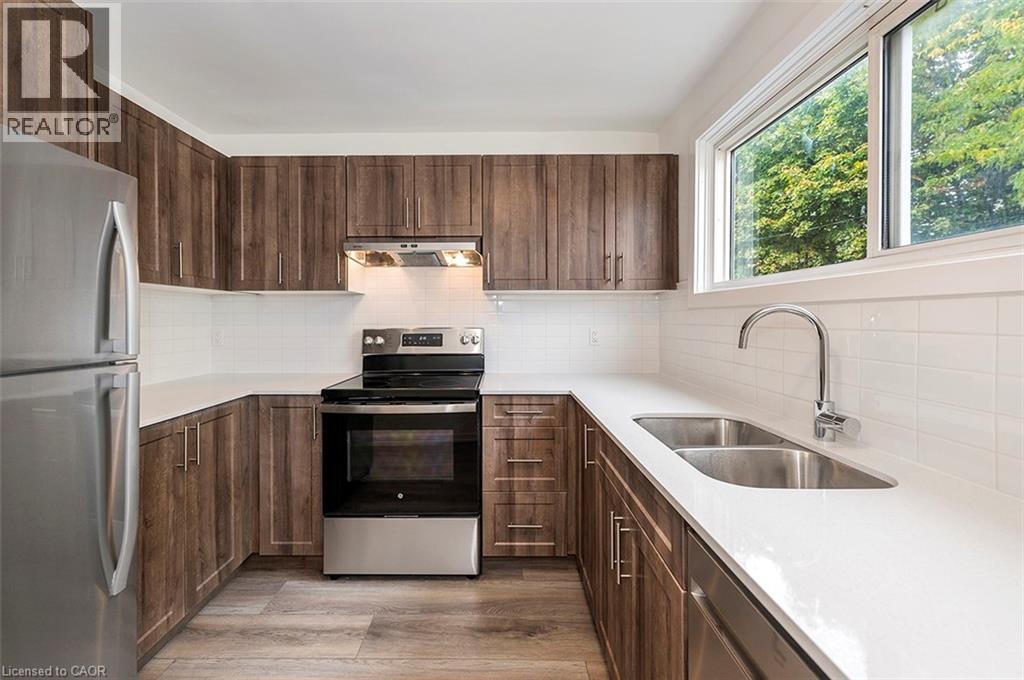 65 Woodman Drive N, Hamilton, Ontario  L8H 2M5 - Photo 13 - 40788230