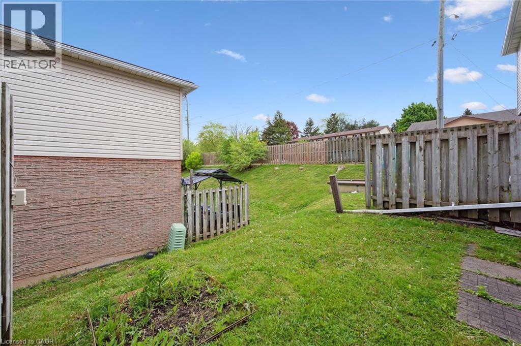 302 Bluevale Street N Unit# D, Waterloo, Ontario  N2J 4G3 - Photo 30 - 40788005