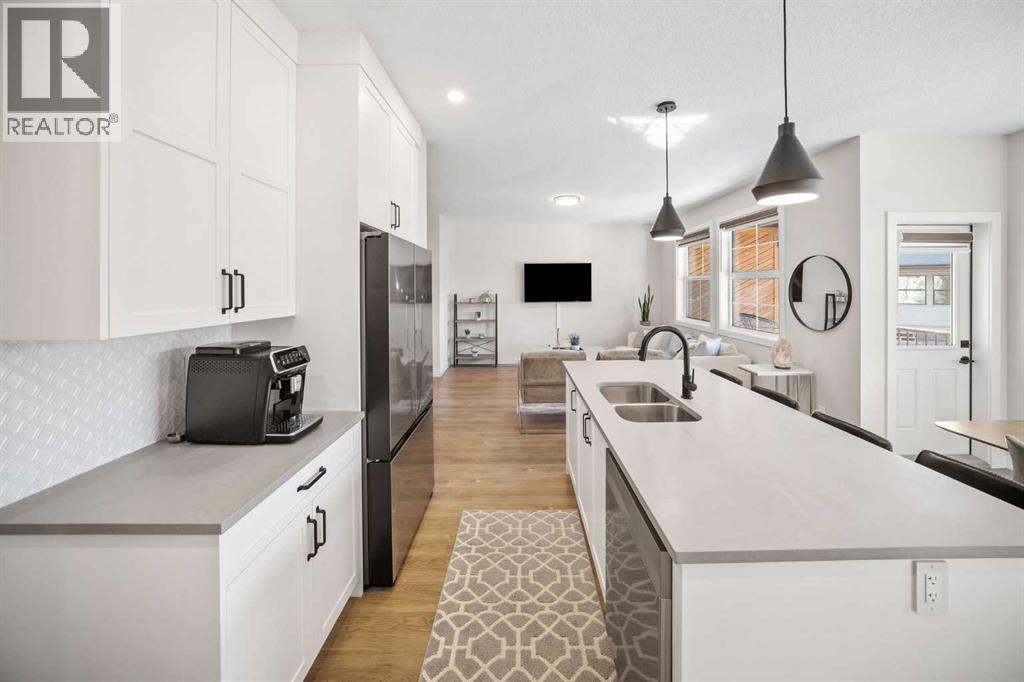 204, 201 Cooperswood Green Sw, Airdrie, Alberta  T3B 3Y6 - Photo 19 - A2259642