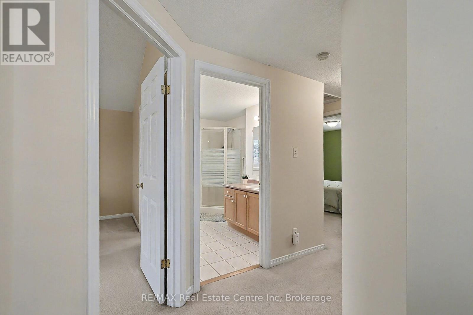 31 Gibb Street, Cambridge, Ontario  N3C 4C2 - Photo 17 - X12543646