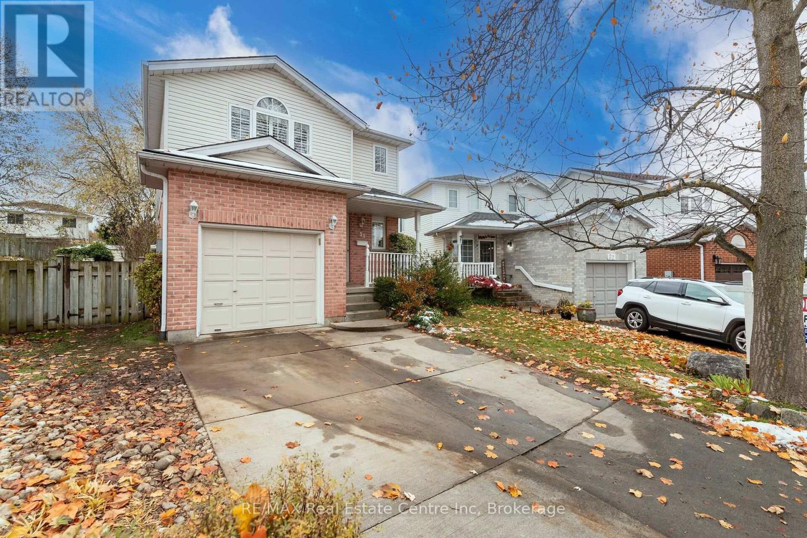 31 Gibb Street, Cambridge, Ontario  N3C 4C2 - Photo 2 - X12543646