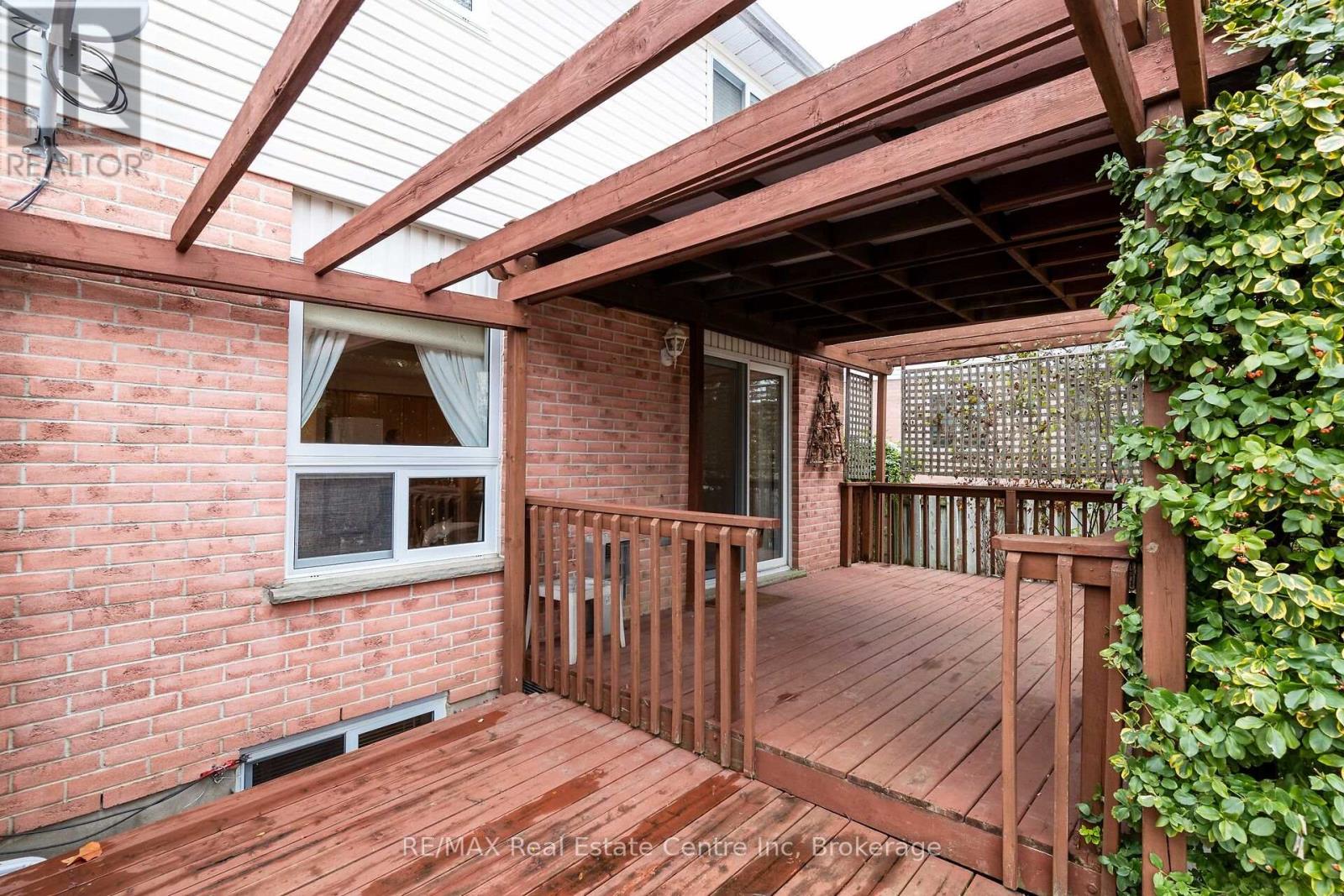 31 Gibb Street, Cambridge, Ontario  N3C 4C2 - Photo 34 - X12543646