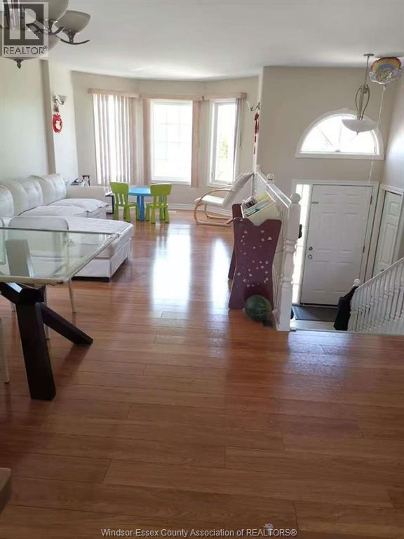 4662 Lavender Avenue, Windsor, Ontario  N9G 3A5 - Photo 2 - 25028787