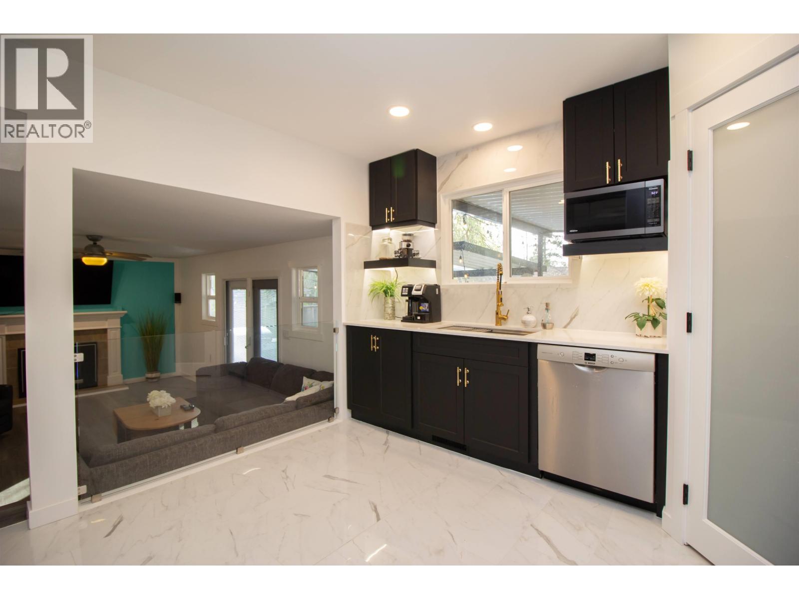 11279 Harrison Street, Maple Ridge, British Columbia  V2X 9P6 - Photo 10 - R3067088