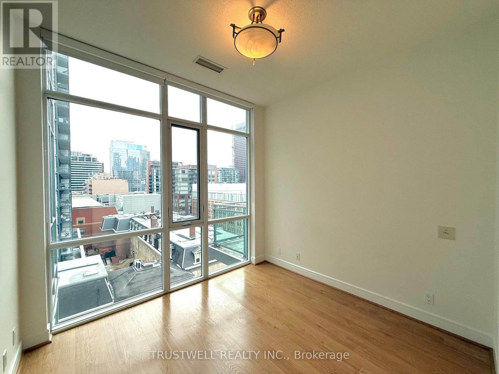 S812 - 112 GEORGE STREET, Toronto, Ontario