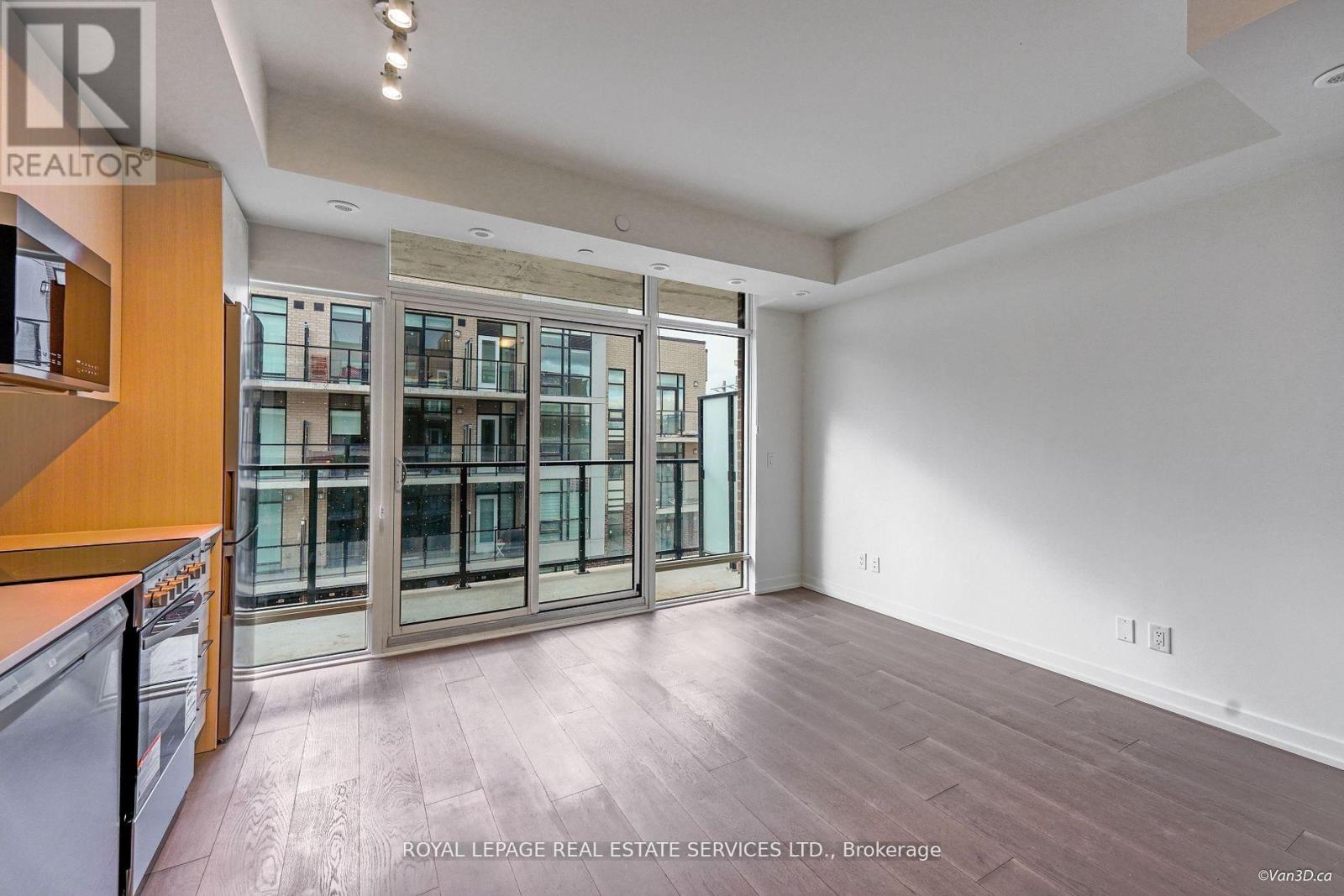 6 - 861 Sheppard Avenue W, Toronto, Ontario  M3H 0E9 - Photo 5 - C12543638