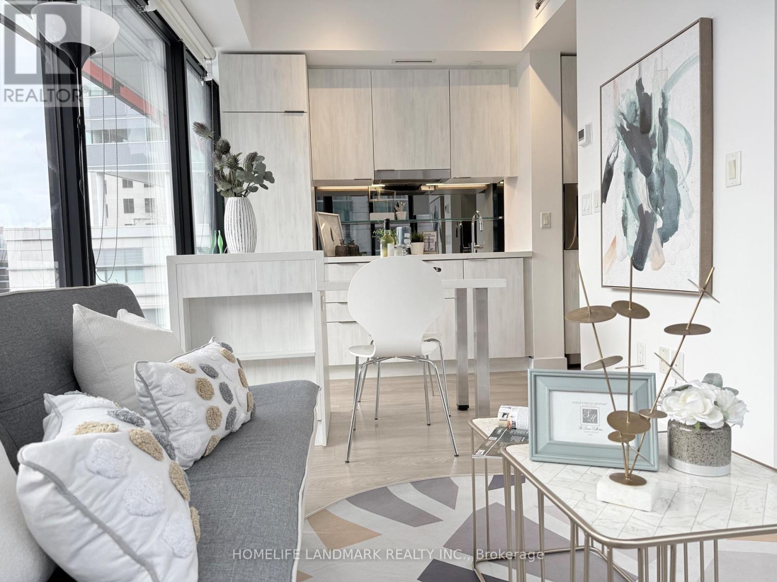 1001 - 215 Queen Street W, Toronto, Ontario M5V 0P5 - Photo 17 - C12543642