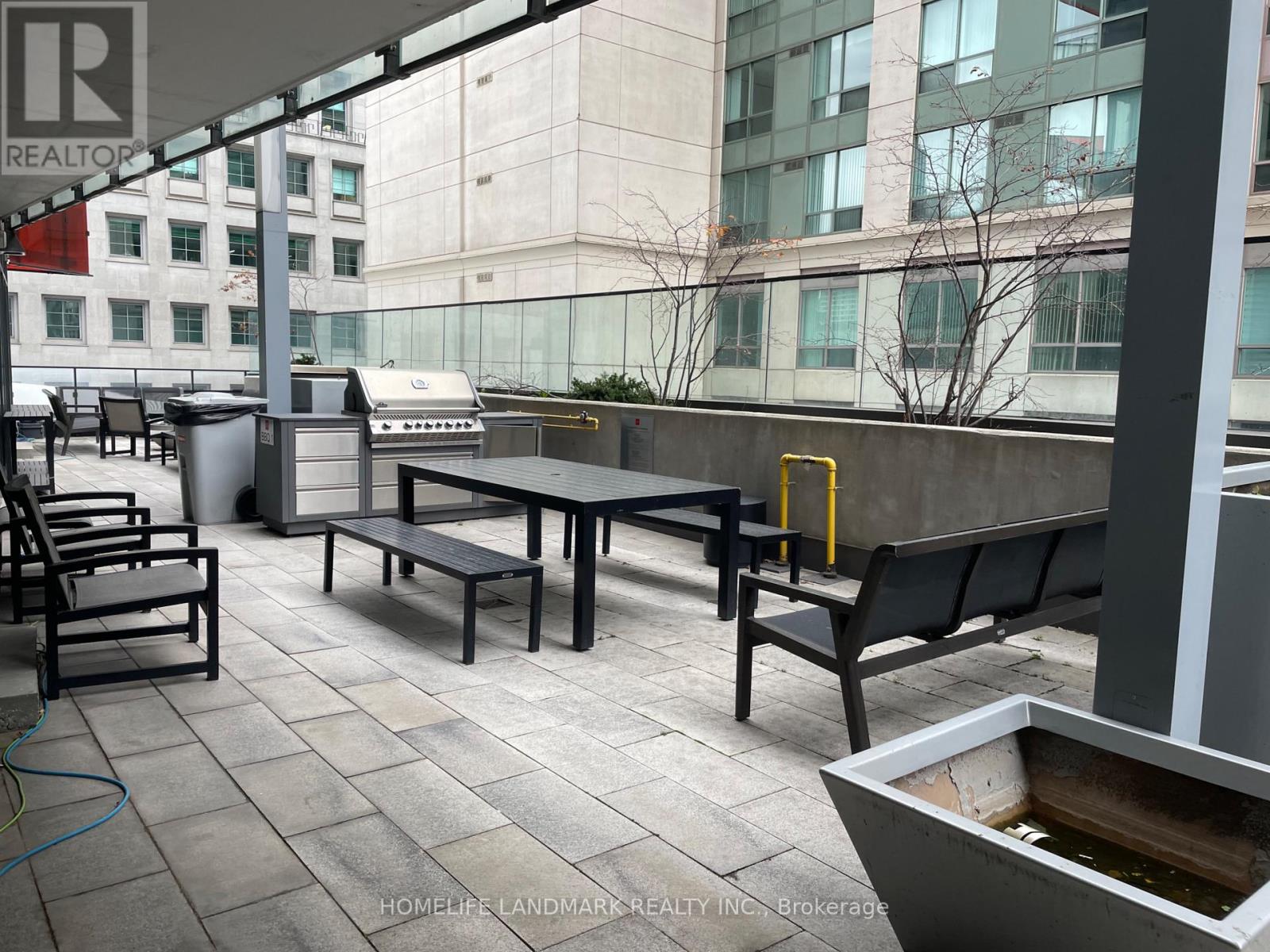 1001 - 215 Queen Street W, Toronto, Ontario M5V 0P5 - Photo 27 - C12543642