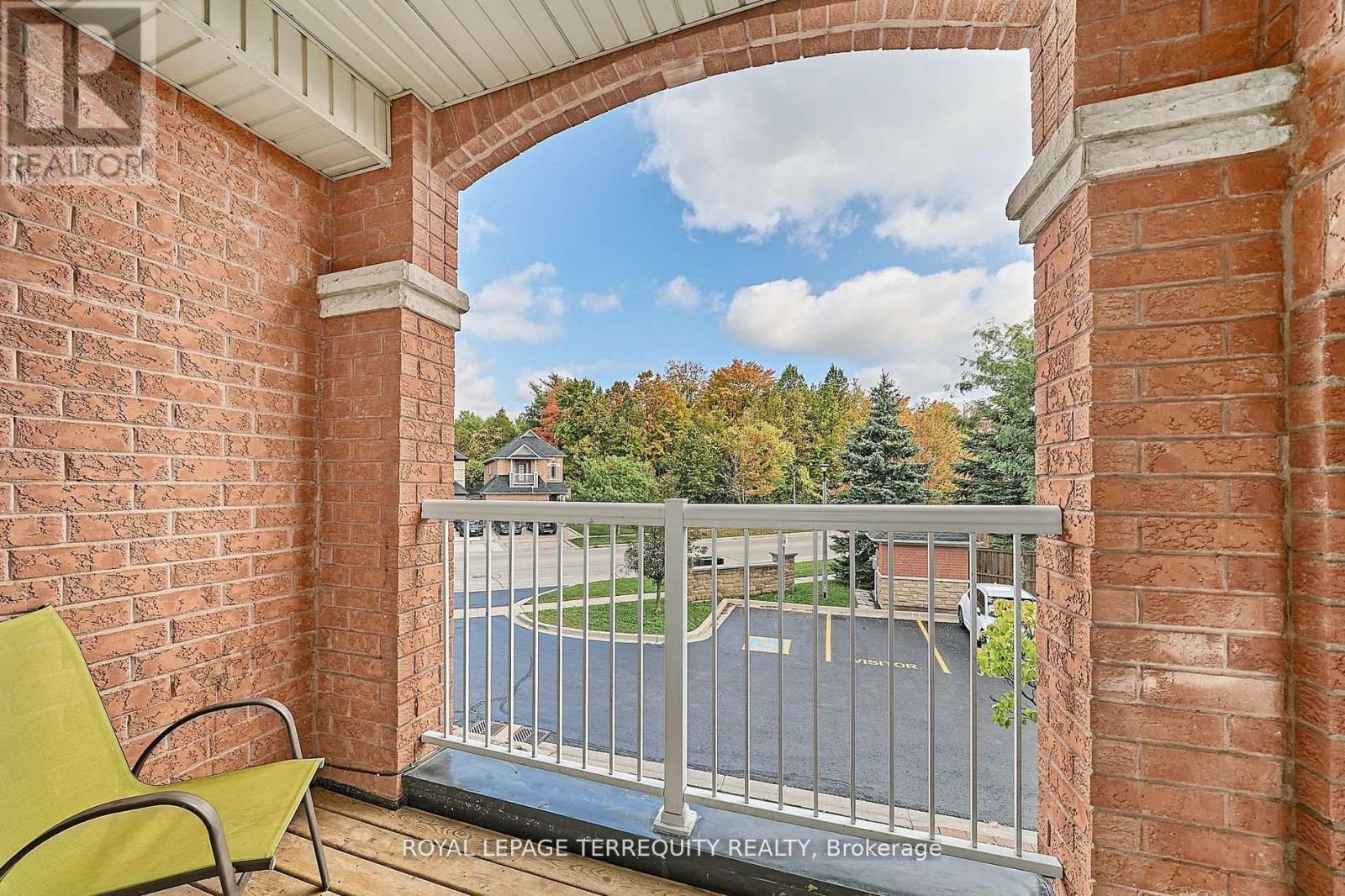 5 - 301 Strouds Lane, Pickering, Ontario L1V 7J1 - Photo 3 - E12543628