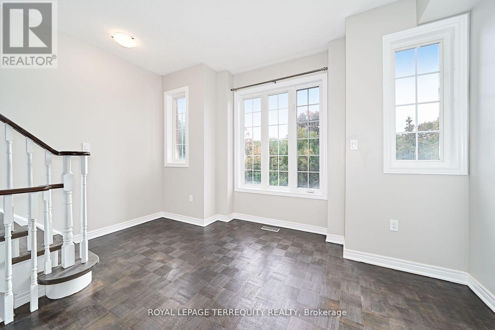 5 - 301 Strouds Lane, Pickering, Ontario L1V 7J1 - Photo 9 - E12543628