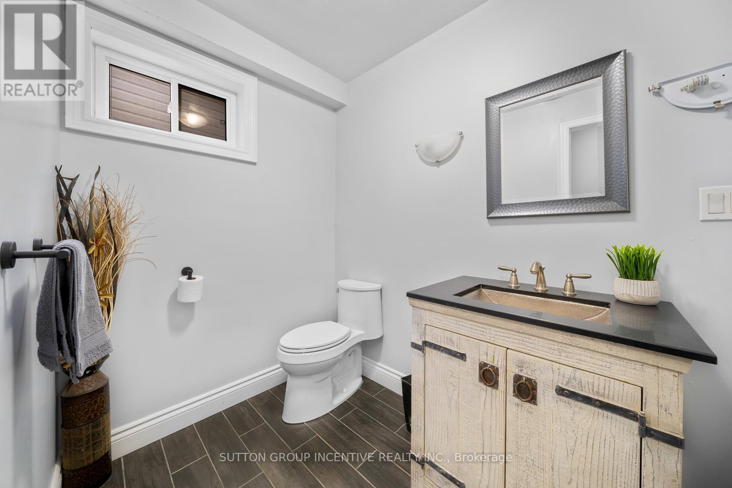 2035 Craig Road, Innisfil, Ontario L9S 1T2 - Photo 27 - N12543630