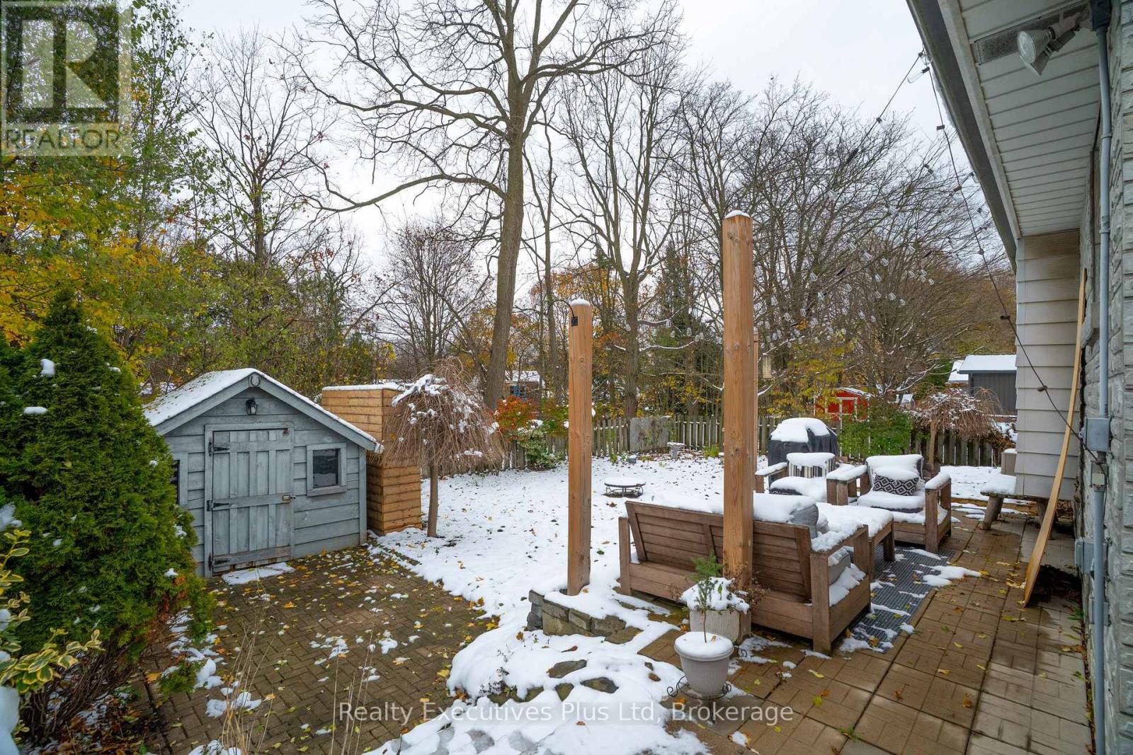 20 Summit Crescent, Guelph, Ontario N1H 1S3 - Photo 35 - X12543660