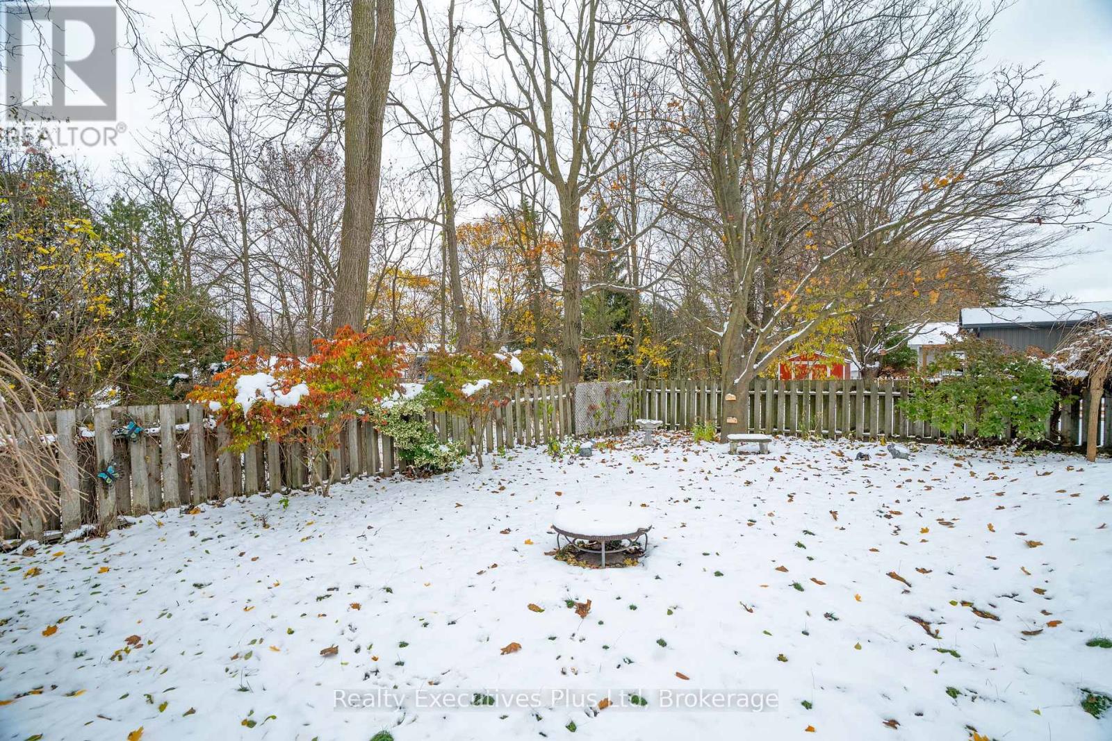 20 Summit Crescent, Guelph, Ontario N1H 1S3 - Photo 39 - X12543660