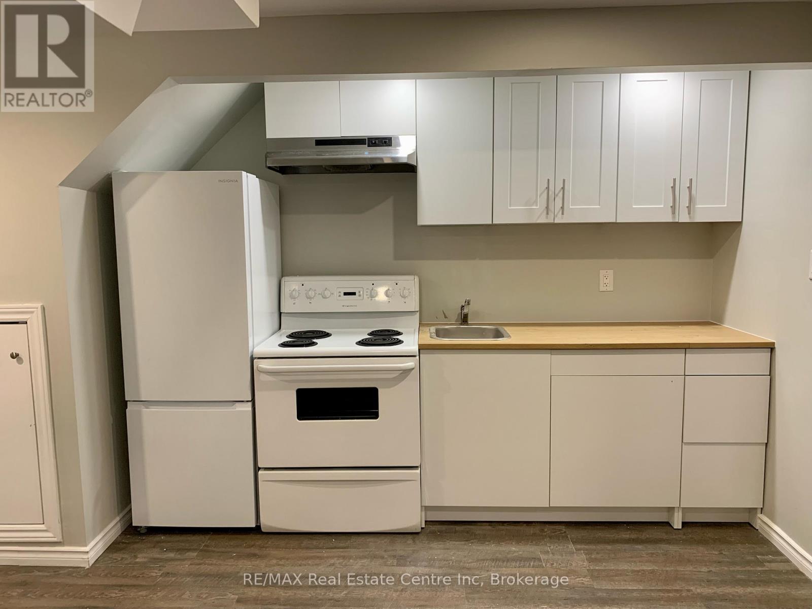 85 Watt Street, Guelph, Ontario N1E 6W6 - Photo 4 - X12543662