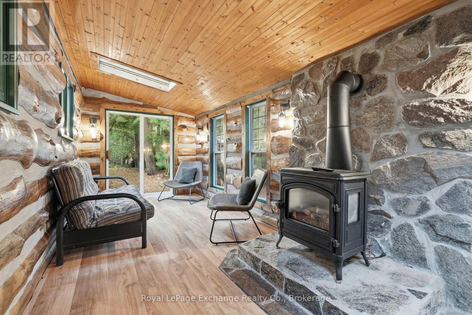 105 Stratford Street, Huron-Kinloss, Ontario  N2Z 2X3 - Photo 22 - X12543686