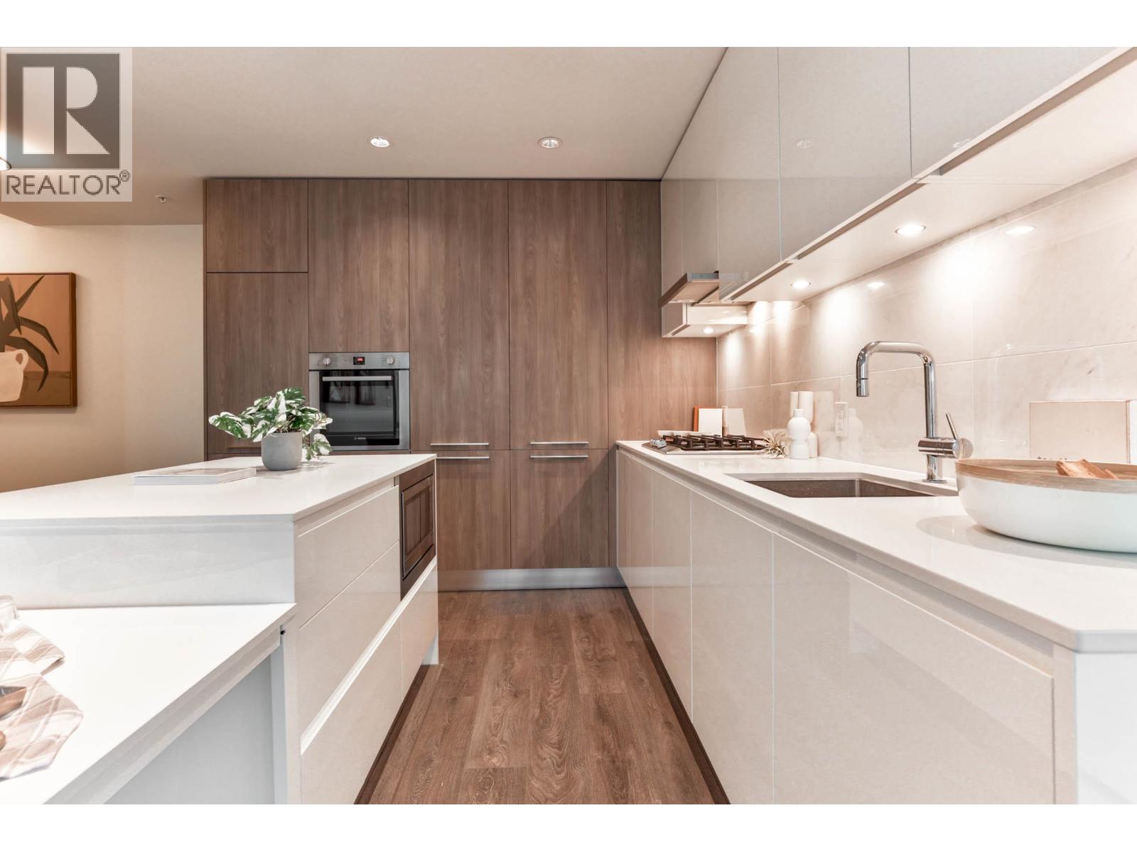 5006 1955 Alpha Way, Burnaby, British Columbia  V5C 0K6 - Photo 3 - R3066286