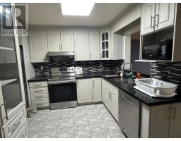 122 OLYMPIA CRESCENT, Brampton, Ontario