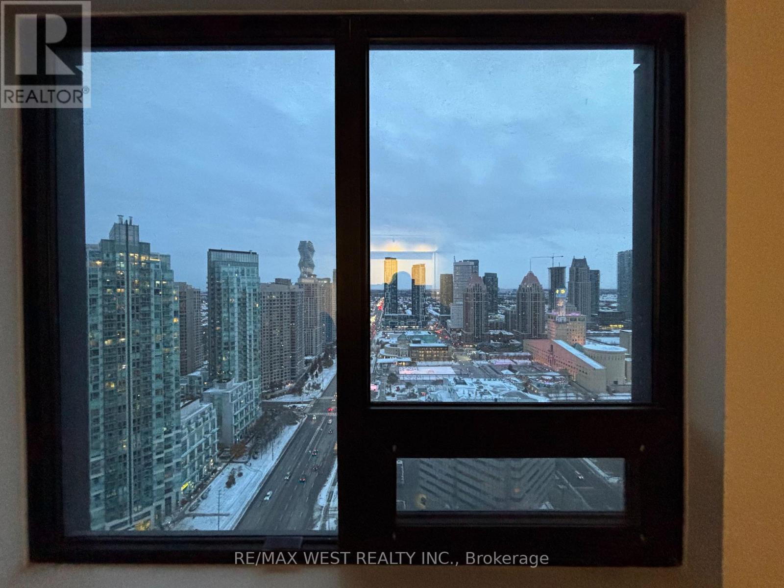 2906 - 4015 The Exchange, Mississauga, Ontario  L5B 0N9 - Photo 2 - W12543634