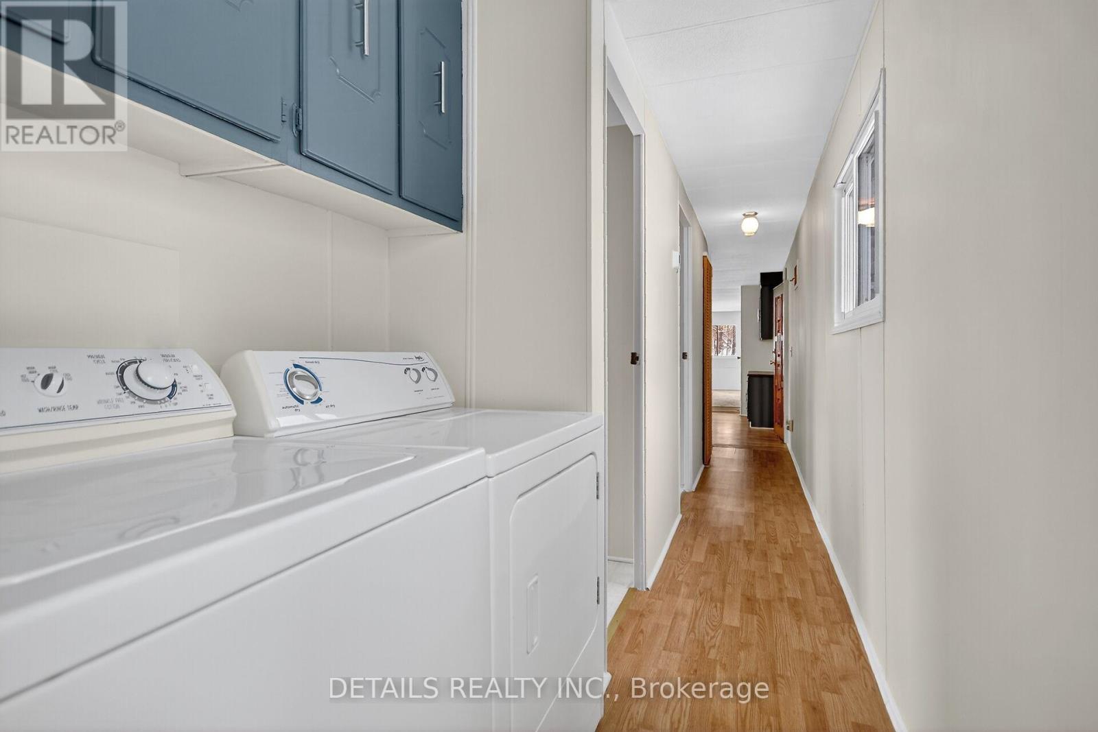 9 Maplewood Avenue, Beckwith, Ontario K7C 3P1 - Photo 14 - X12543684