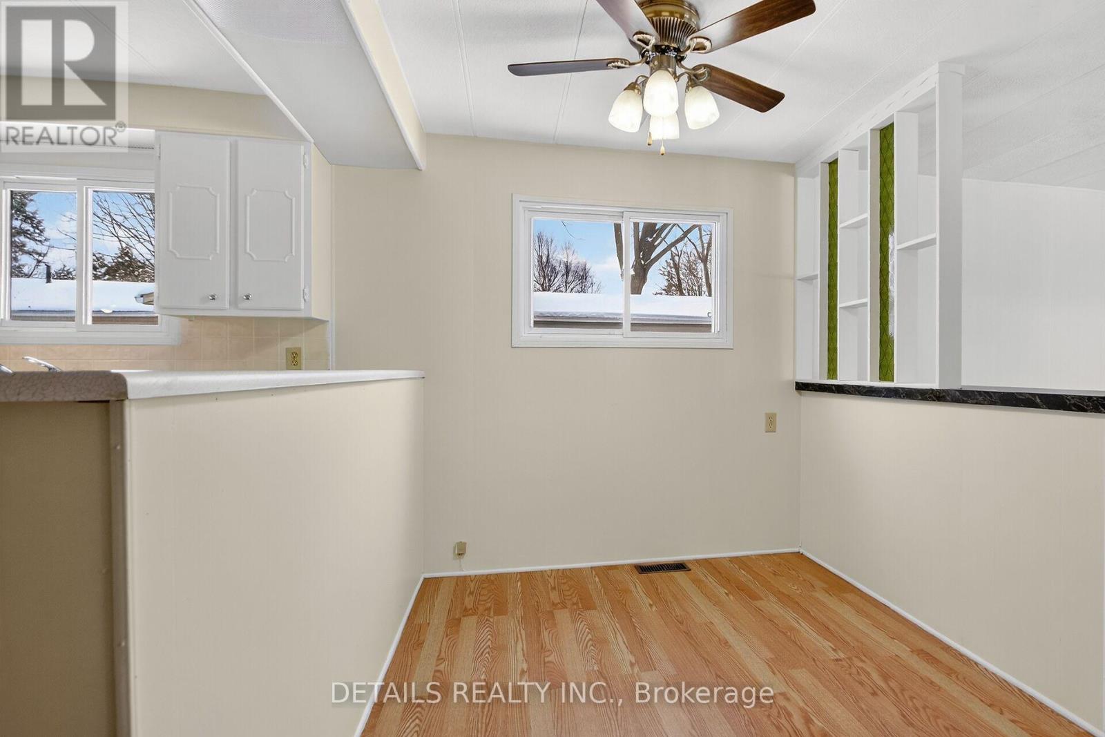 9 Maplewood Avenue, Beckwith, Ontario K7C 3P1 - Photo 22 - X12543684