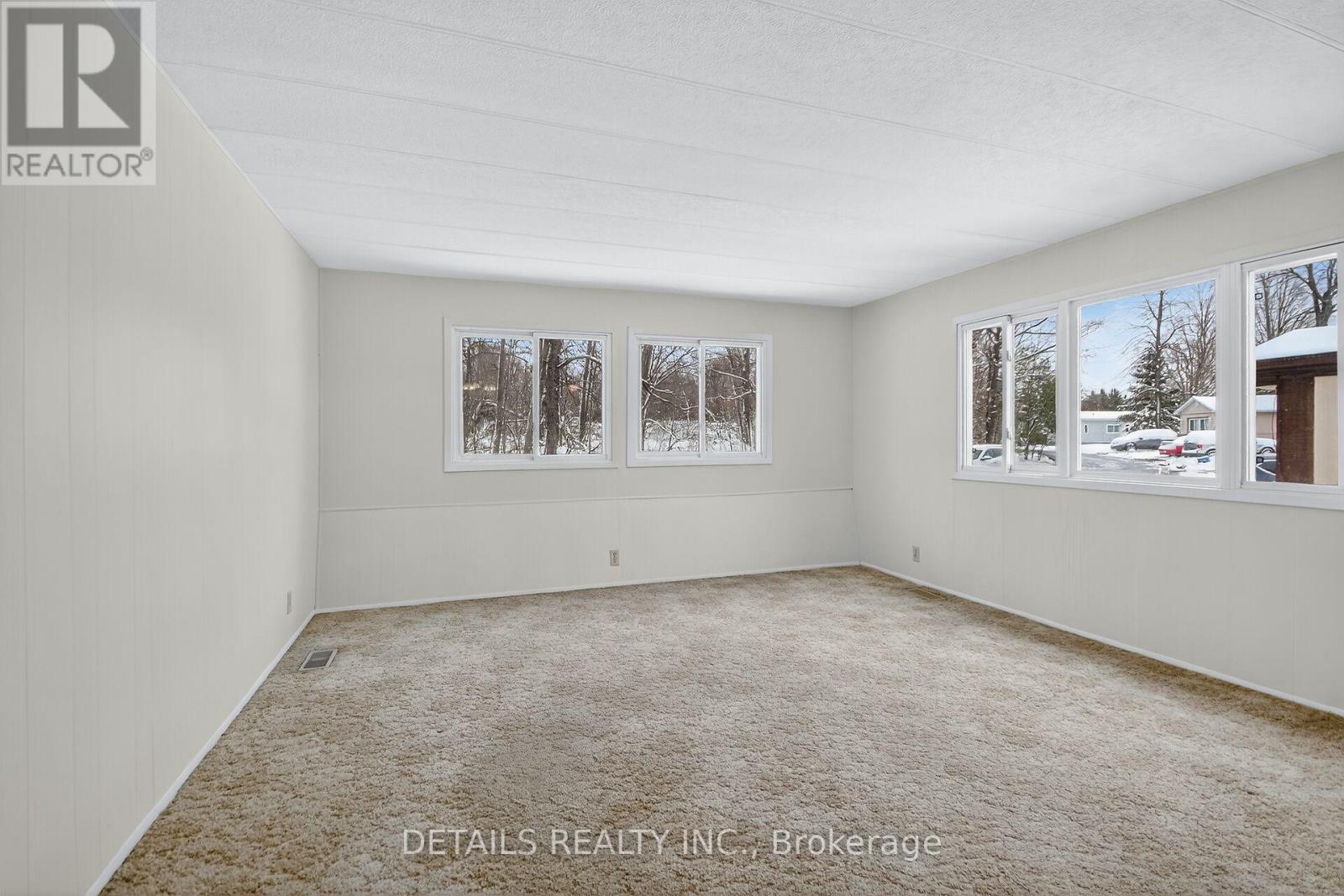 9 Maplewood Avenue, Beckwith, Ontario K7C 3P1 - Photo 27 - X12543684