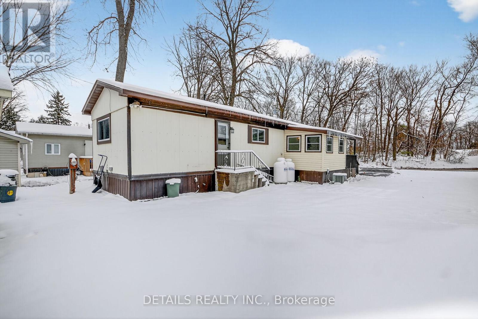 9 Maplewood Avenue, Beckwith, Ontario K7C 3P1 - Photo 33 - X12543684