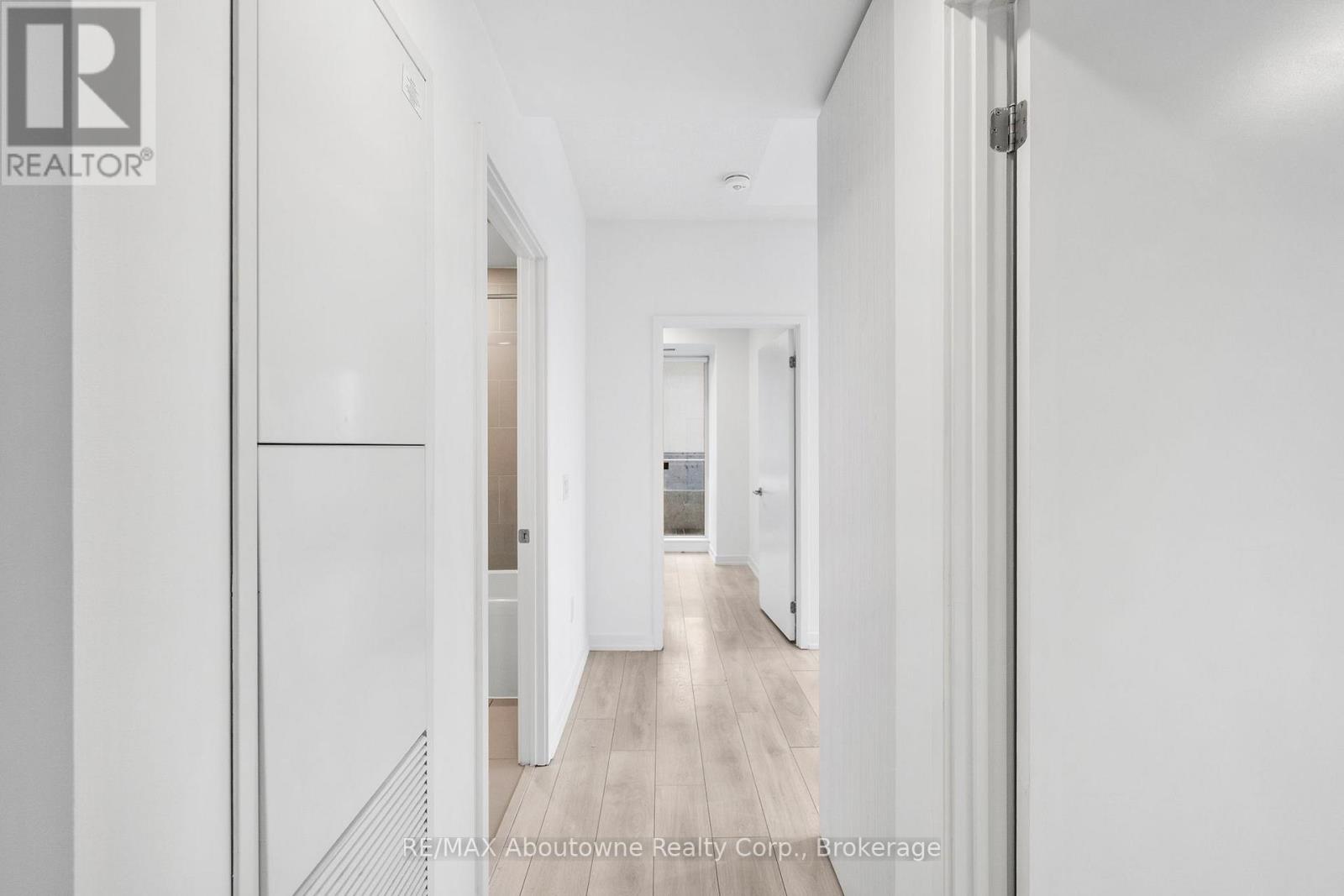 1611 - 225 Sumach Street, Toronto, Ontario  M5A 0P8 - Photo 4 - C12543674