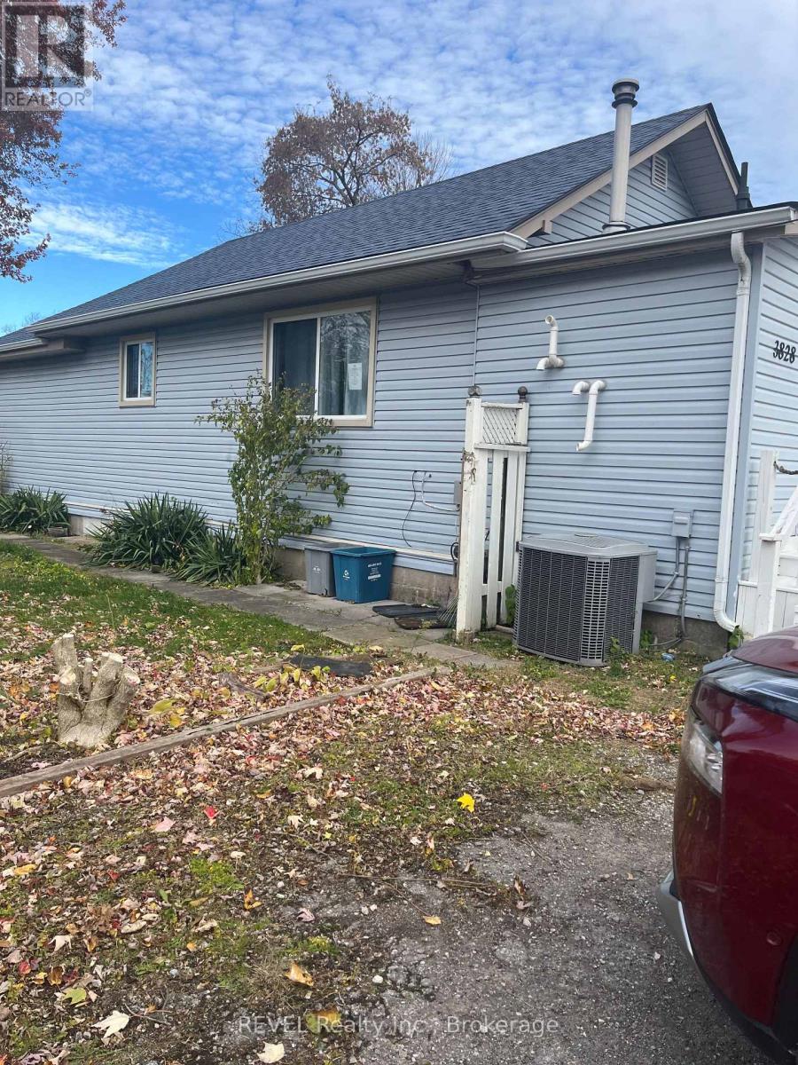 3828 Roxborough Avenue, Fort Erie, Ontario  L0S 1B0 - Photo 3 - X12543672